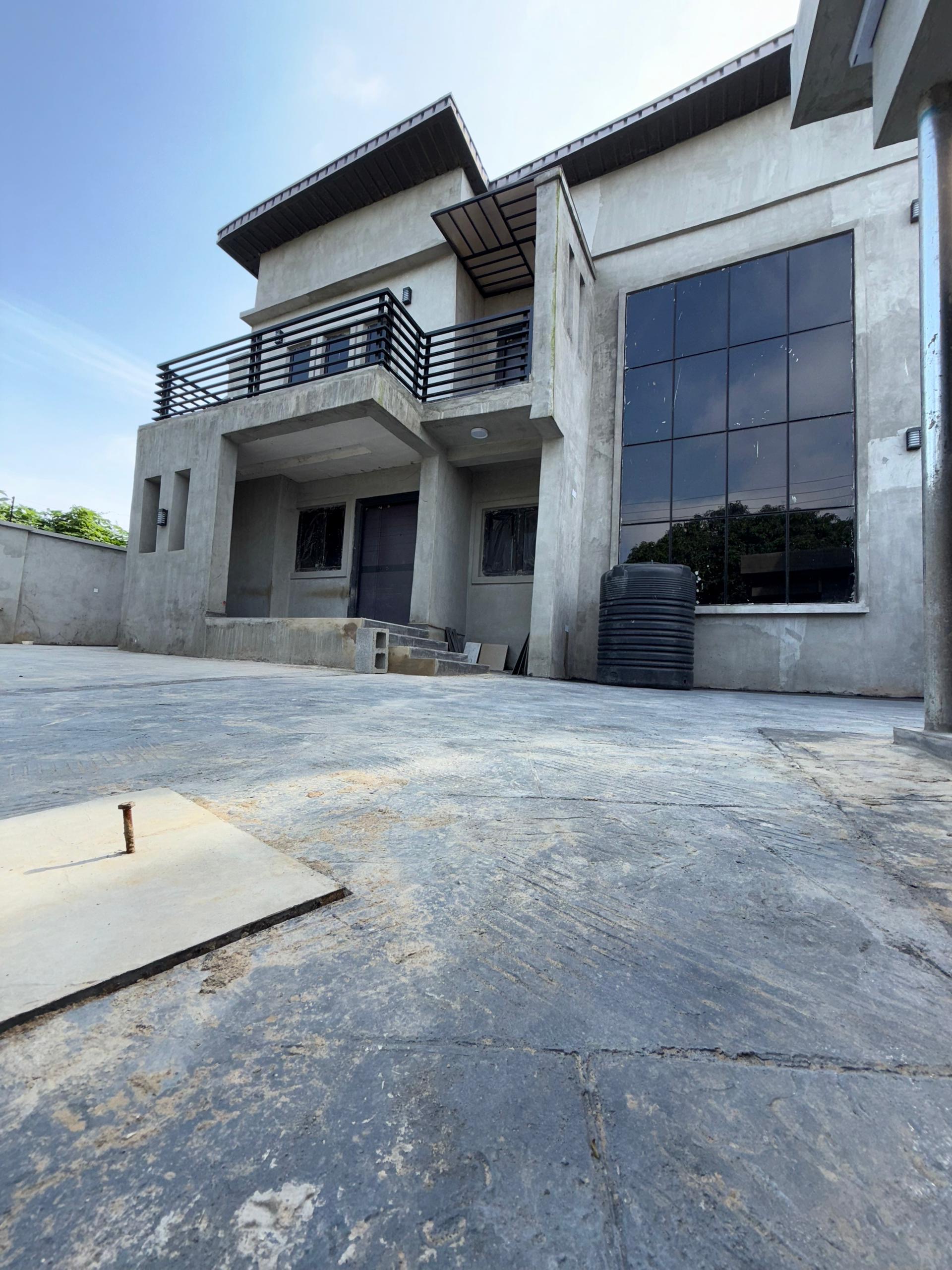 4 bedroom duplex for sale