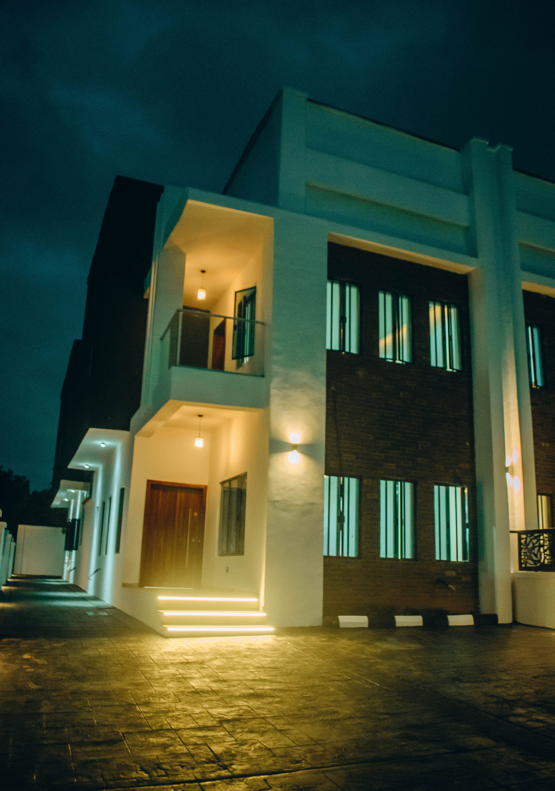 4 bedroom duplex for sale in kolapo ishola