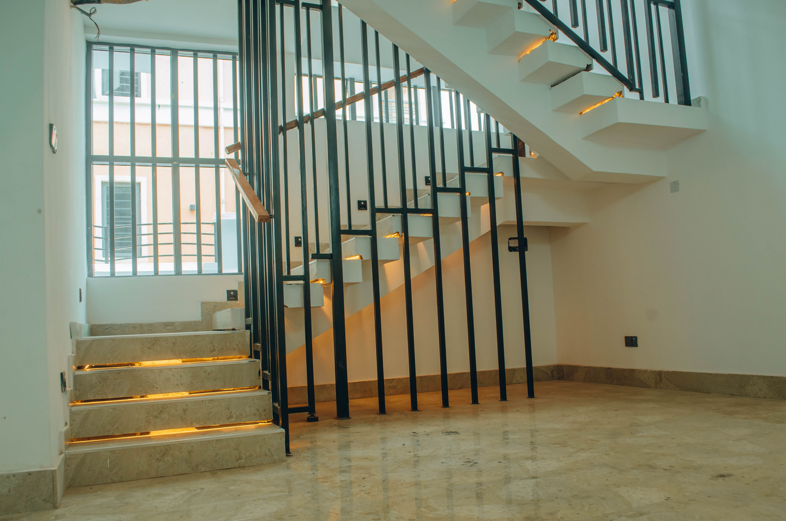 4 bedroom duplex for sale in kolapo ishola